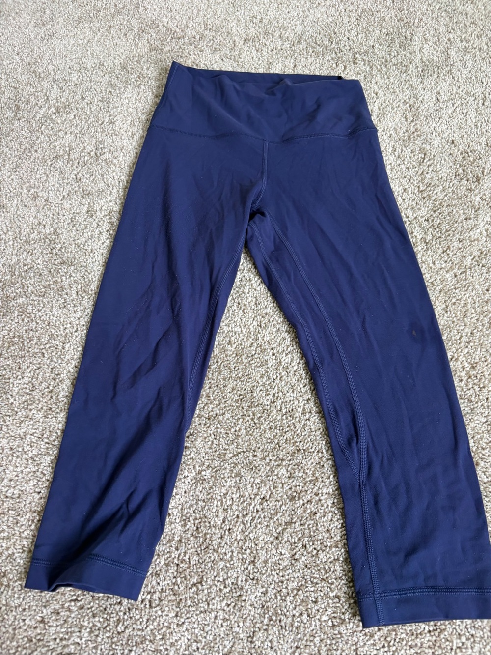 Lululemon 🍋 Size 2 high Waist Crop Leggings - Navy